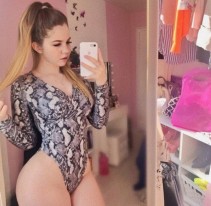 Фото проститутки Вика №3 в городе Волгоград